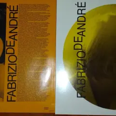 Copertina album "tutti morimmo a stento" di Fabrizio De André, con profilo di un uomo su sfondo giallo e testo verticale.